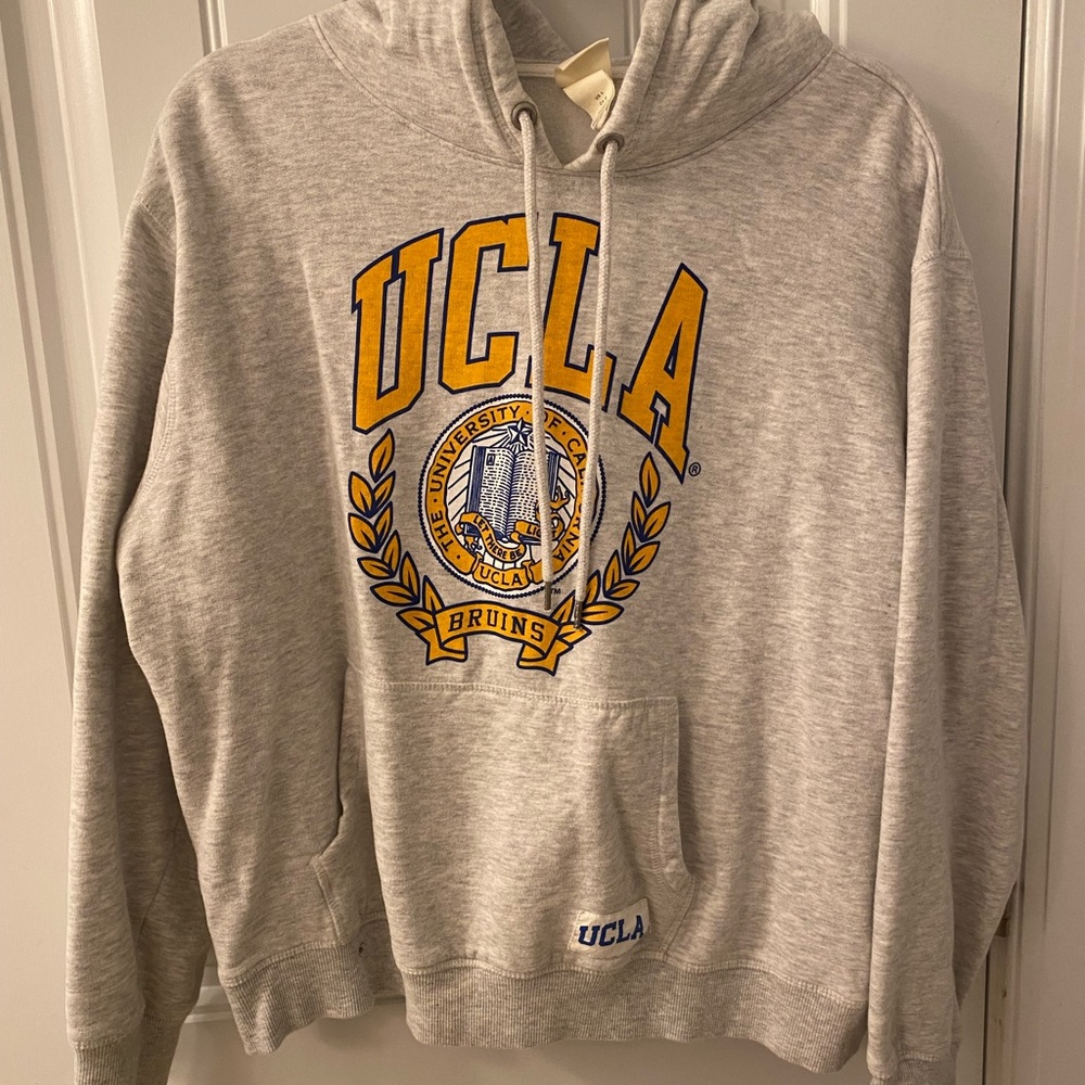 UCLA sweatshirt size large